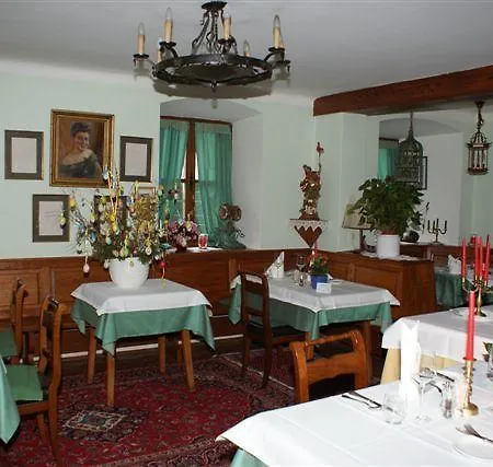 Inn Hohlwegwirt Hallein