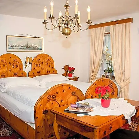 Hohlwegwirt Inn 3*