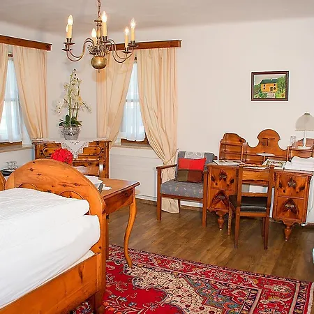 Πανδοχείο Hohlwegwirt 3*