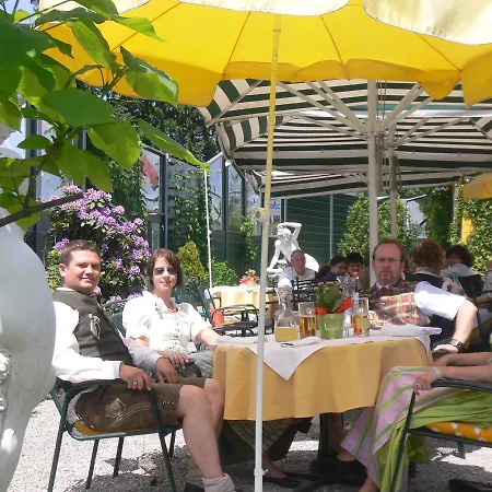 Gasthof Hohlwegwirt 3*